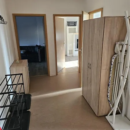 Monteurwohnung An Der Raffinerie 5 Min Zu Fuss Apartman *